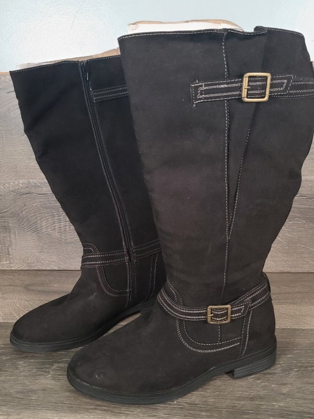 Evans Brand Extra Wide Women's Knee High Boots Size 7 Zip Suede